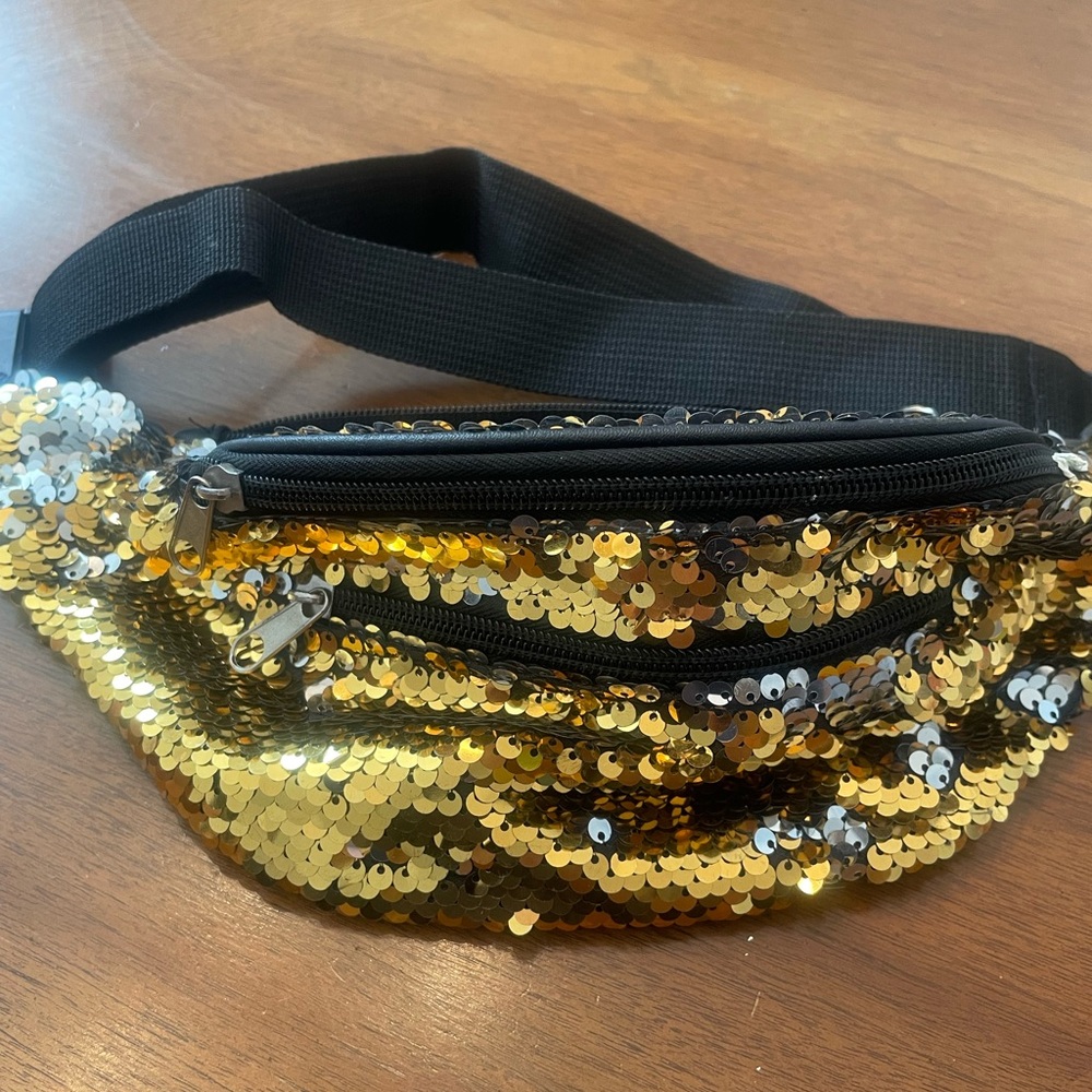 Sequined Fanny Pack Gold & Black Disco Street Style Retro MobWife Festival Glam